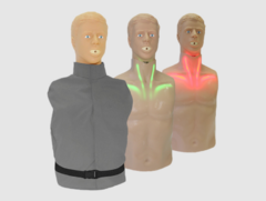 "Александр-03" тренажер-манекен взрослого пострадавшего для отработки приемов сердечно-легочной реанимации (голова, торс) со светозвуковым индикатором - fgospostavki.ru - Королёв