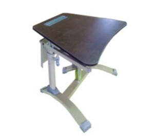 Стол ученический регулируемый трапецевидный с перфорированным экраном на плоскоовальной трубе. (1 элемент) - fgospostavki.ru - Королёв