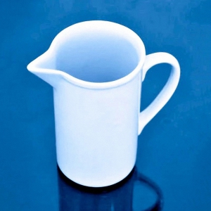 Кружка фарфоровая с носиком N3 1000 мл - fgospostavki.ru - Королёв