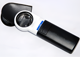 Лупа карманная с подсветкой (5х) - fgospostavki.ru - Королёв